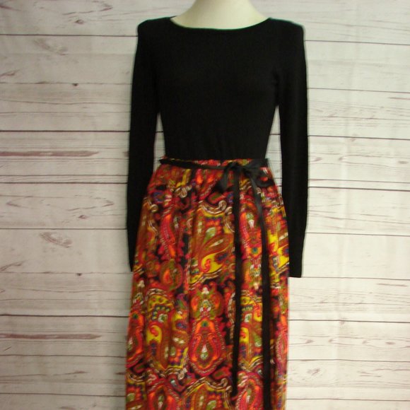 Black Knit Pull Over L/S Top with Rhinestones sleeve sleek light weight Medium - Picture 3 of 16